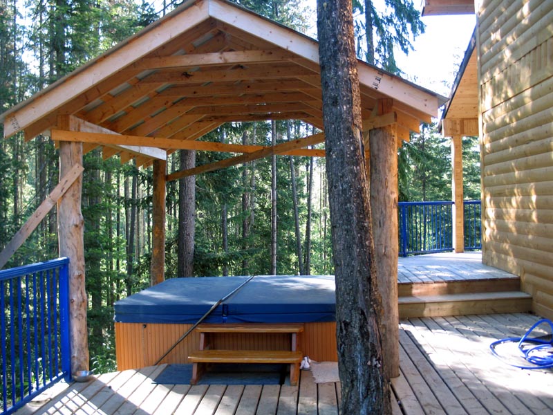 outdoor-hot-tub